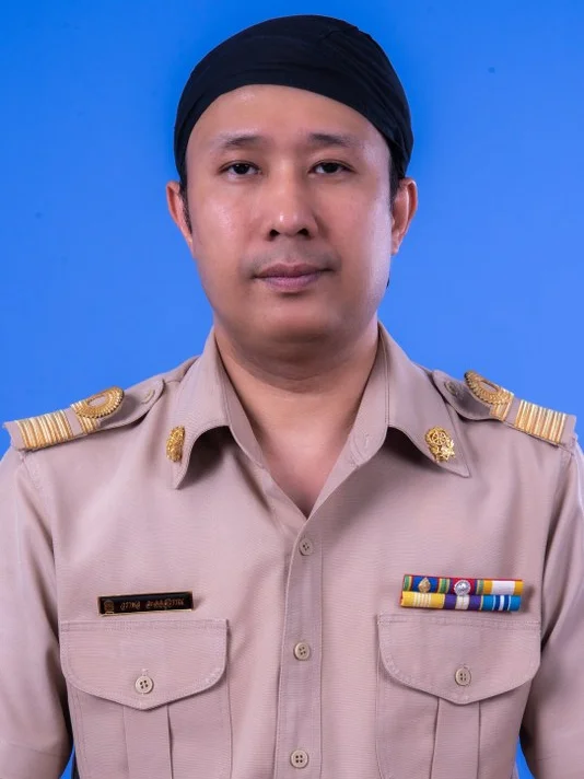 นายวราพล ละออสุวรรณ