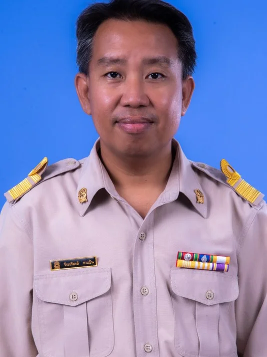 นายวีระเกียรติ ทาแป้น