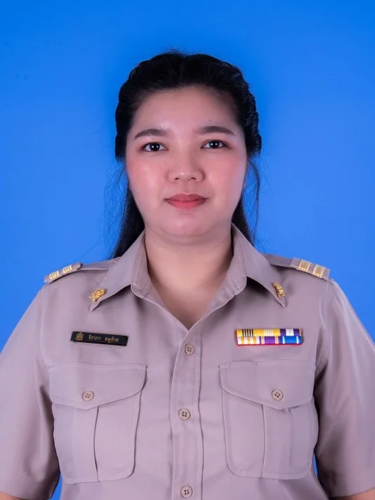 นางสาวจีราภา หมูอ้าย