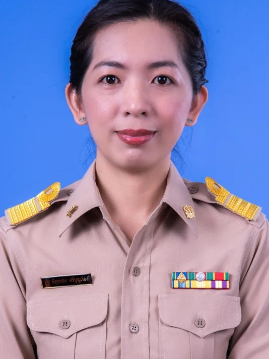 นางสาวพิกุลทอง ศรีบุญเรือง