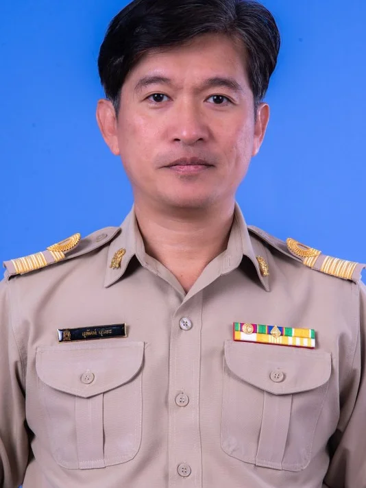 นายสุทัศน์ สุริยะ