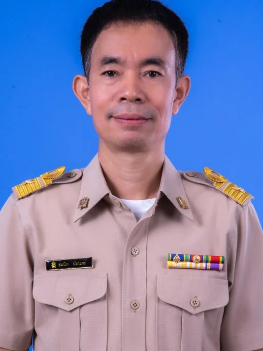 นายสมนึก มังกะระ