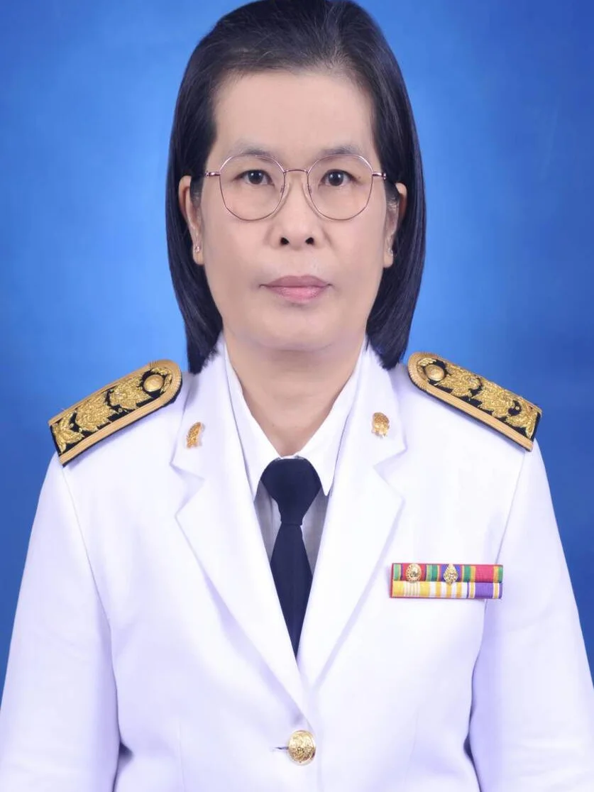 นางสาวทรายทอง สมเป้า