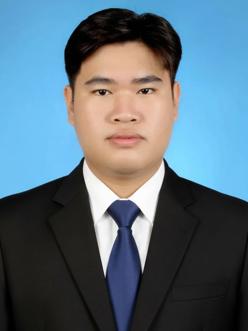 นายธีรภัทร์ ทะนุก้ำ