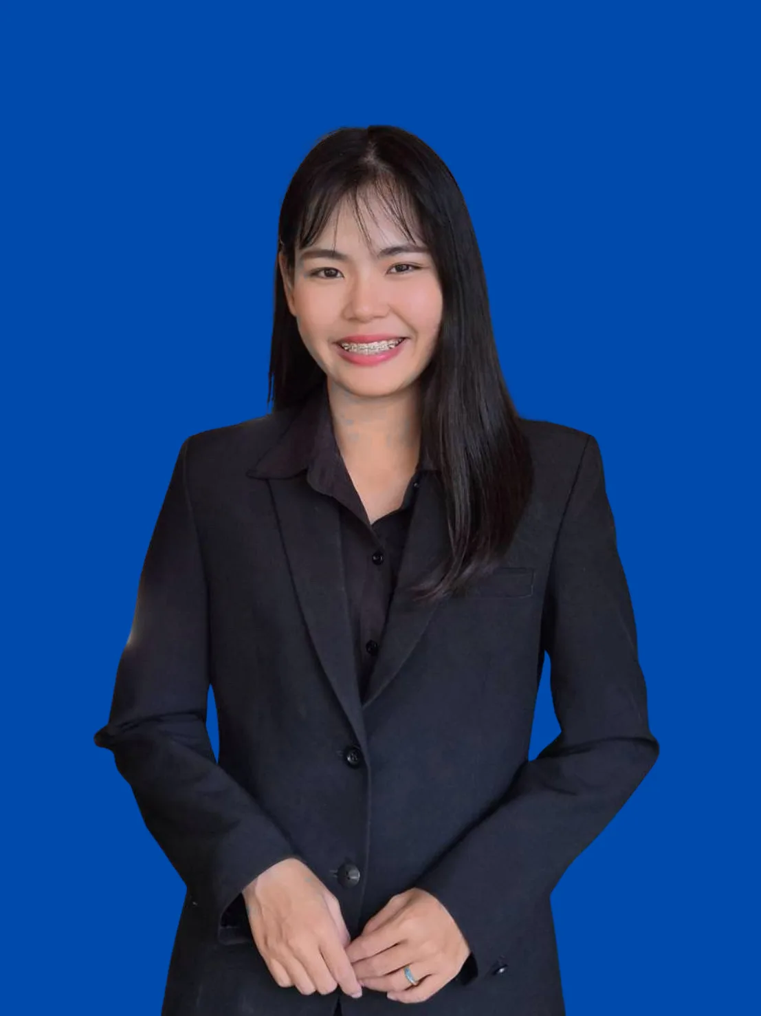 นางสาวสุนิชา เขียวจันทร์สืบ